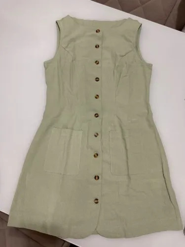 Vestidos novos e nunca usados