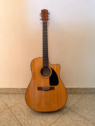 Violão Fender CD60CE NAT com Case Rígido Original Fender