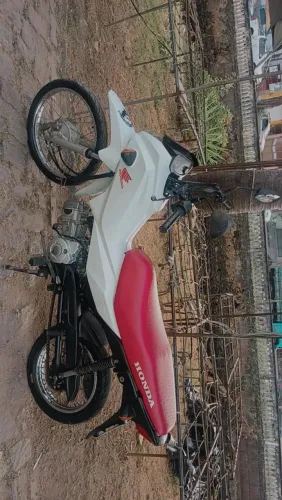 Vendo. Única Dona, Conservada,IPVA Pago. NAO DEVE NADA