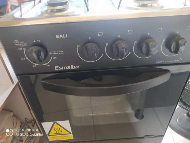 Vendo fogão