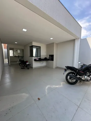Casa a venda no Bairro Monte Belo