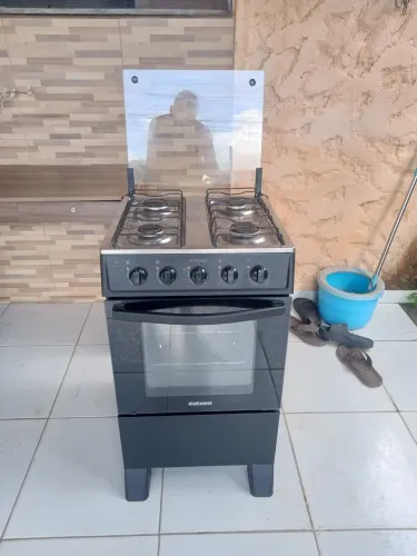 Fogão semi novo