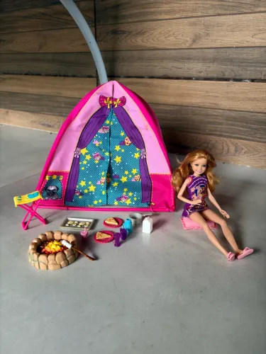 Acampamento da Barbie (Stacie)