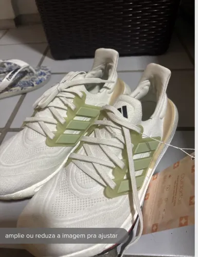 Tenis Adidas ultraboost light