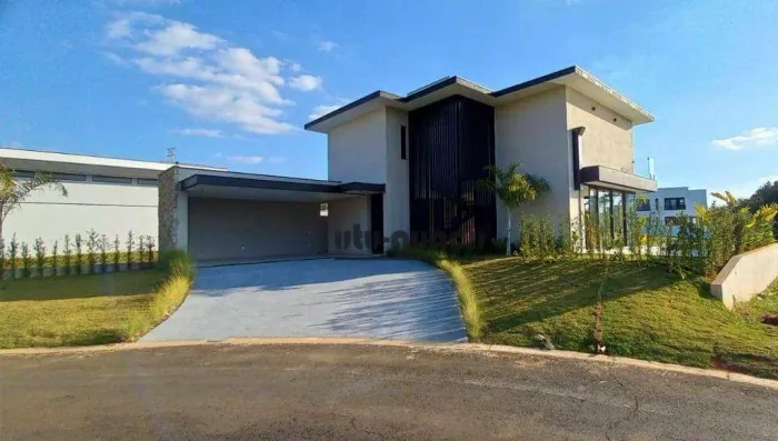 Casa com 4 dormitórios à venda, 250 m² por R$ 3.075.000 - Condomínio Villas do Golfe - Itu