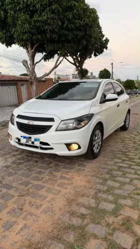 Chevrolet Onix JOY Hatch 1.0 8V Flex Mec. 4P 2018