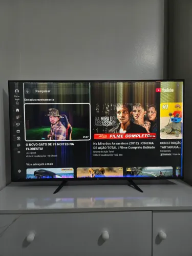 TV Smart 43'' Multi com imagem travando