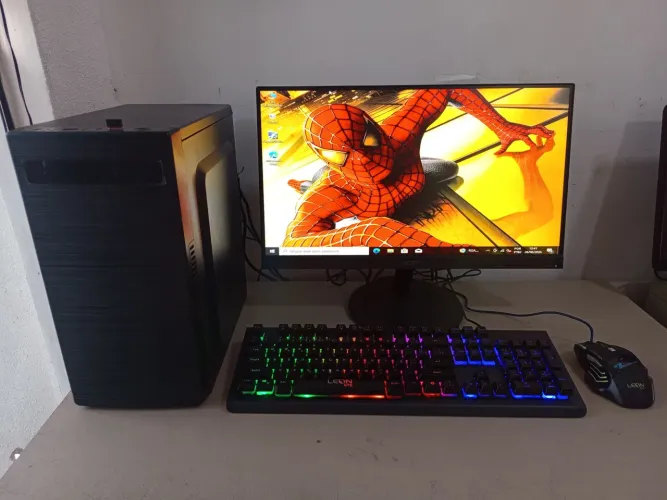 Computador completo core i5 8GB SSD 240 monitor 22 polegadas 