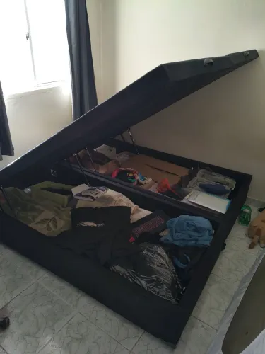 Cama box baú king size