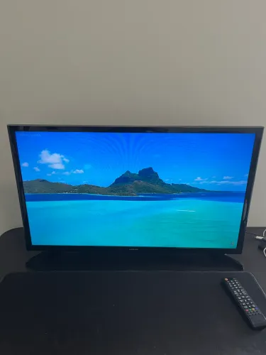 Smart TV Samsung 32? Smart UN32J4300 Full HD Wi-Fi  Funcionando Perfeitamente