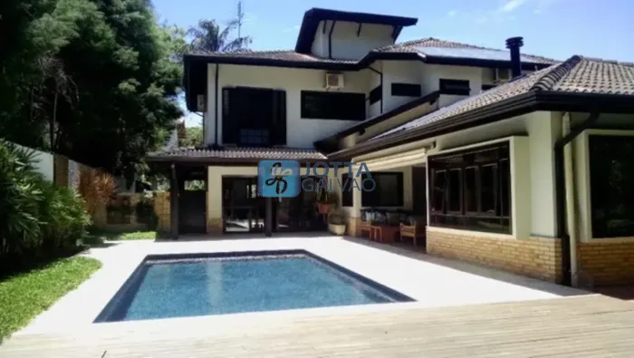 Casa a venda, 800m2 - Condomínio Vivenda das Quaresmeiras - Chácara Flora, Valinhos