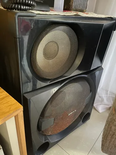 Vendo Som com duas caixas de grandes 