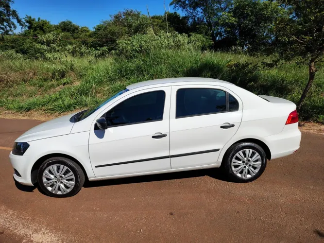Volkswagen Voyage 1.0/1.0 City MI Total Flex 8V 4P 2015