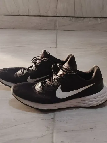 Tênis Nike Revolution 6 Next Nature