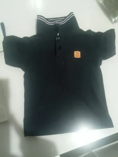 Blusa pólo vendo as duas por 50 reais