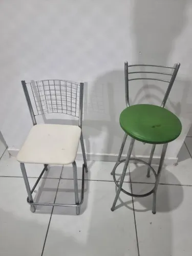 Banquetes alta de aço 