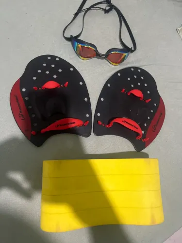 Kit de natação, pode comprar separado também