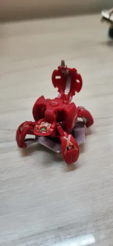 Bakugan Pyrus Fencer