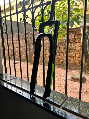 Vende-se amortecedor zero
