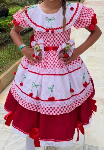 Vestido festa junina infantil Cerejinha