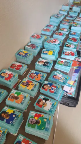 Figurinhas da copa avulsas para venda