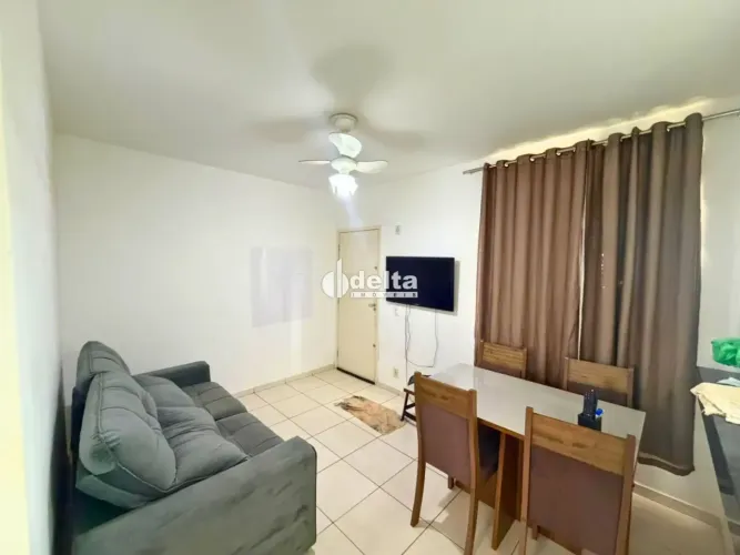 Apartamento mobiliado com 2 quartos disponível para locação no bairro Gávea em Uberlândia-