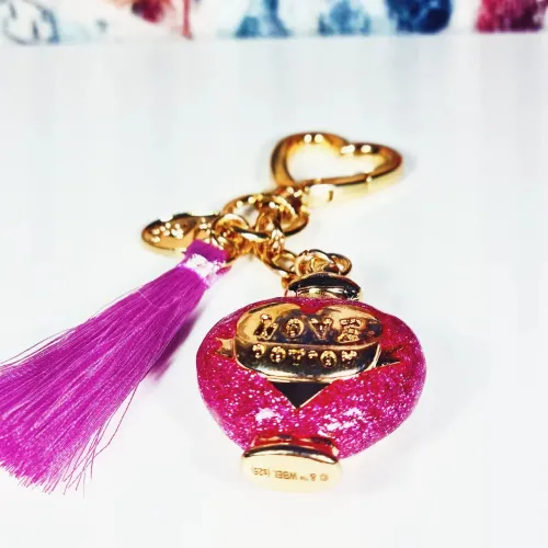 Chaveiro poção do amor shein