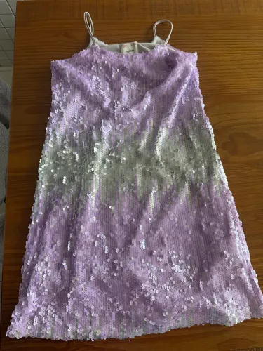 Vestido Lilás e Prata em paetê TAM 11/12 anos