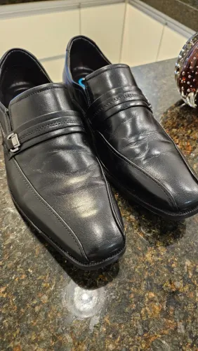 Sapato democrata dual soft número 43 sem uso. Novo. Valor 130 reais