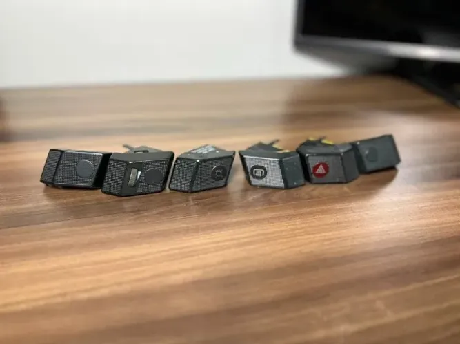 KIT BOTÕES CAPELA PAINEL SATÉLITE GOL E PARATI GL, GLS, GTS E GTi - ORIGINAIS VW
