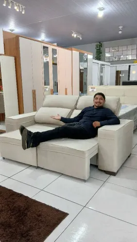 Sofá Retrátil e Reclinável 3 Lugares