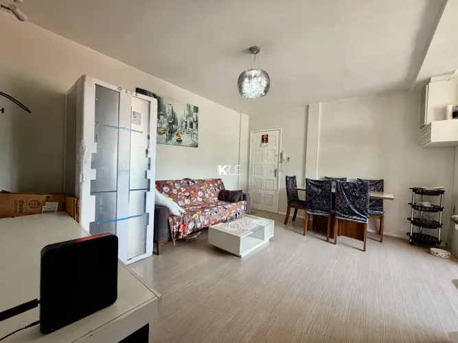 Apartamento 03 dormitórios à venda no Abraão em Florianópolis SC
