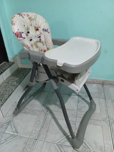 Cadeirão de bebe