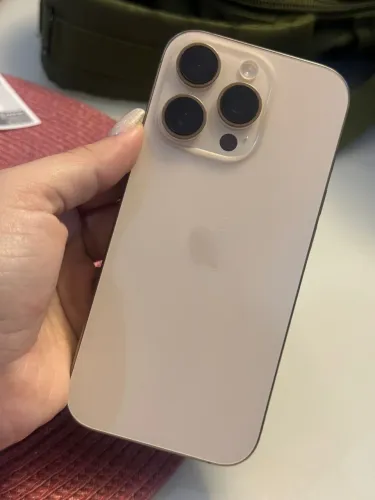 iPhone 16 Pro
