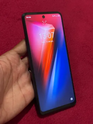 Infinix 128GB e 9deRam