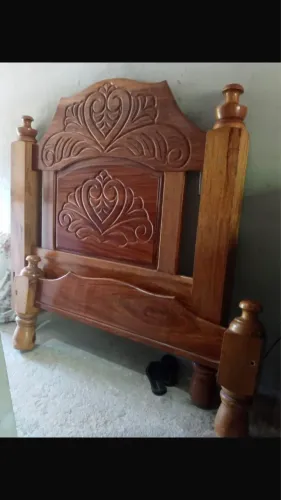 CABECEIRA RÚSTICA DE CAMA