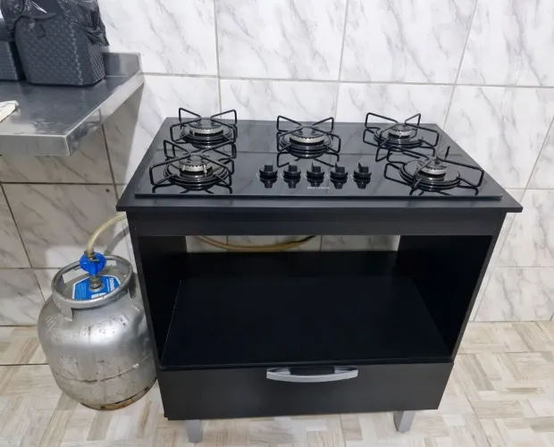 Balcão com cooktop completo 