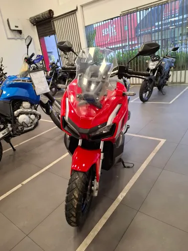 Honda ADV 150 ABS !!! Já emplacada 2026 !!! Único dono!!!
