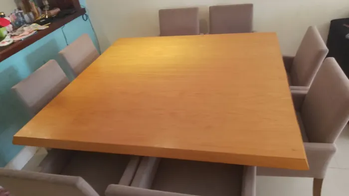 Mesa de jantar 8 cadeiras
