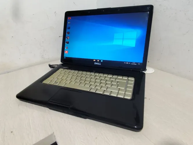 Notebook Dell Tela 15.6 Bem Conservado Funcionando perfeitamente super Rápido