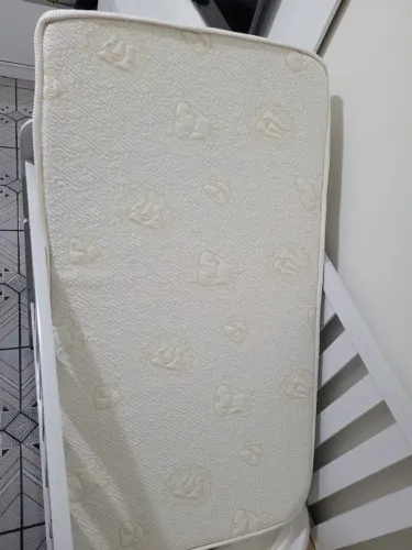 Colchão de berço infantil