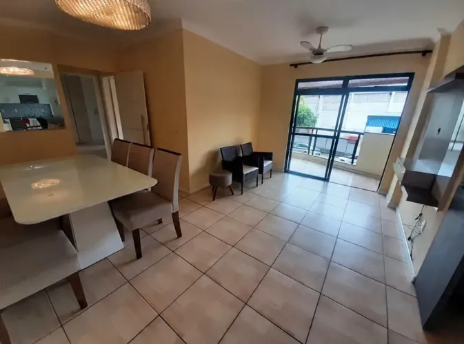 Apartamento de 2 dormitórios à venda no Kobrasol
