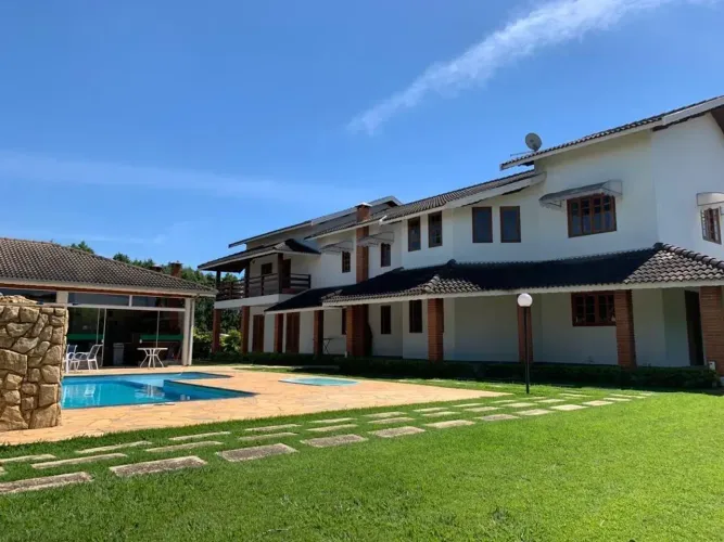 Chácara a venda com 650m² de contrução, 4800m² de terreno com 9 quarto em Boituva - Lazer