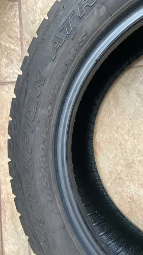 Pneu Pirelli 205/60 R16.92 HM+S
