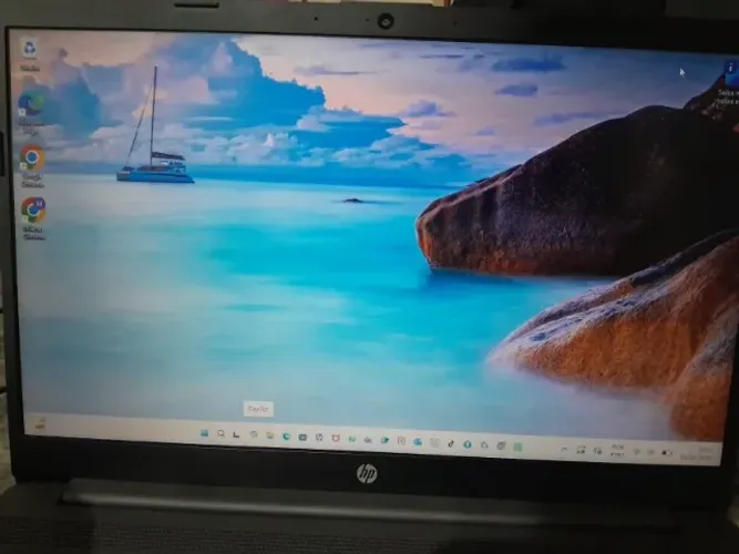 Notebook HP 256R G9 i3 13ª Geração | 8GB RAM | SSD 256GB | 15,6