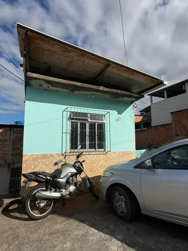Vendo em Nova Benfica Casa com 01 quarto,sala,cozinha e quintal 125.000,00