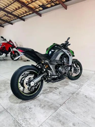 Z1000 r edition