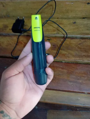 Aparador de barba aprova d'água  Philips 