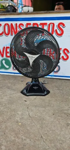 Ventilador Britânia de mesa
