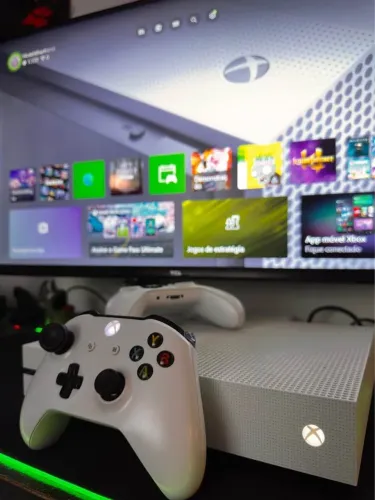 XBOX ONE S 1TB 2 CONTROLES